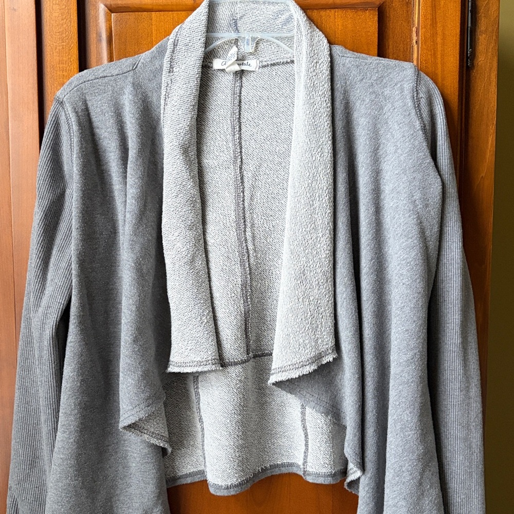 Aeropostale Heather Gray Women's Cardigan - Picture 3 of 8